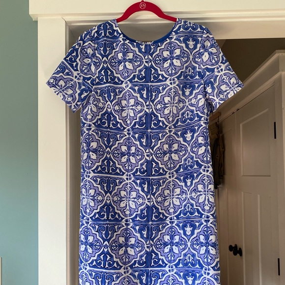 Limited Dress - Picture 1 of 3